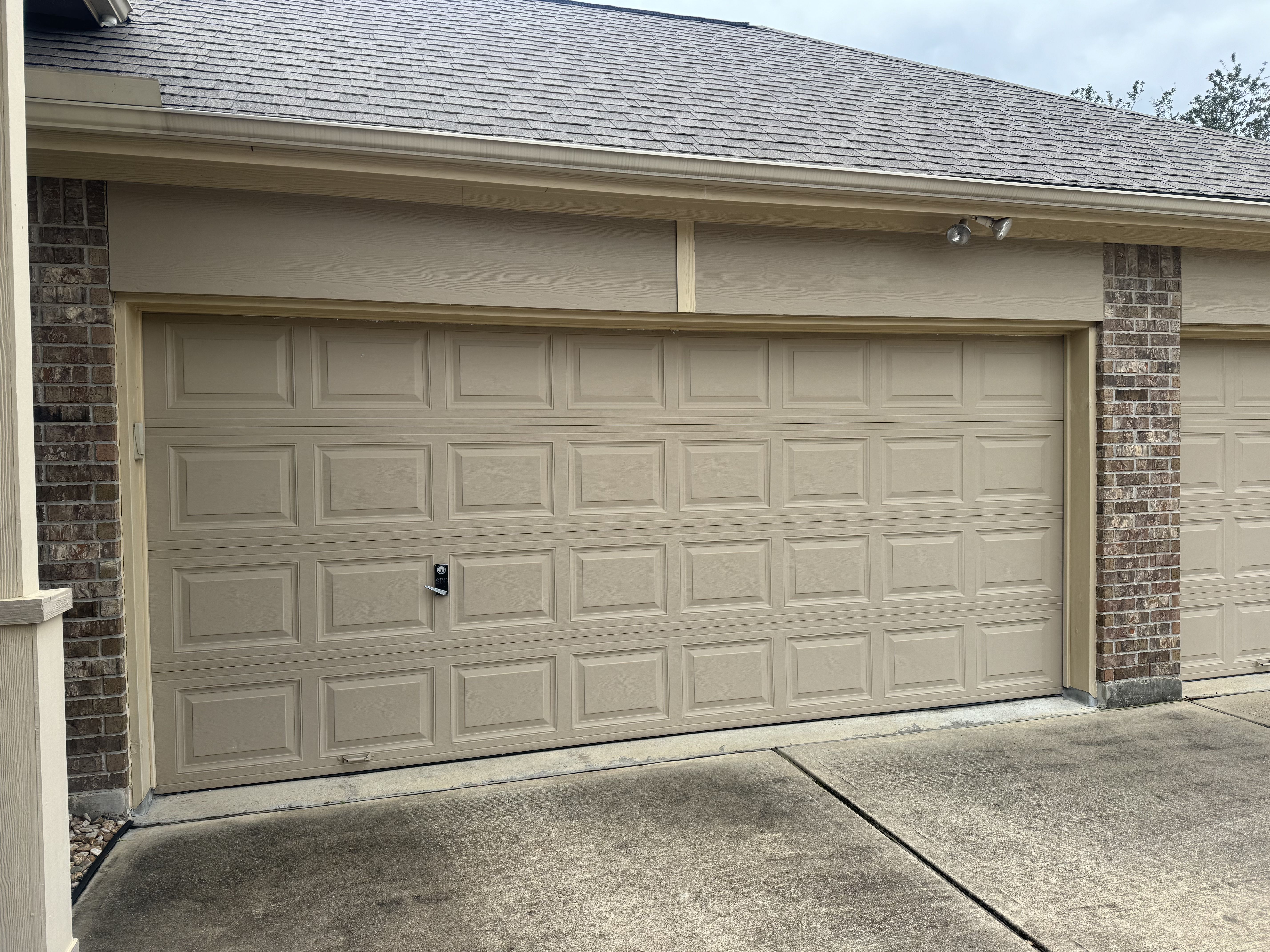 Garage Door Repair in Greater Houston, TX